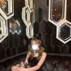 番號 581  168cm●Fップ●52kg●28歲